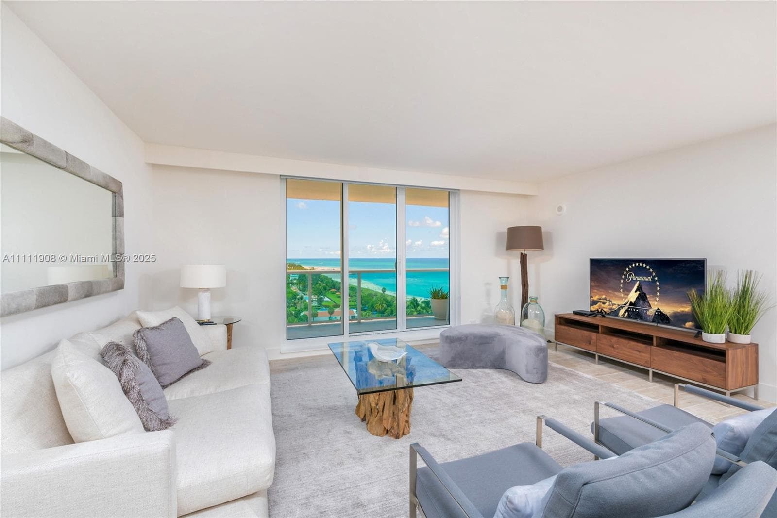 102 24th St # 1019, Miami Beach FL 33139 — 3