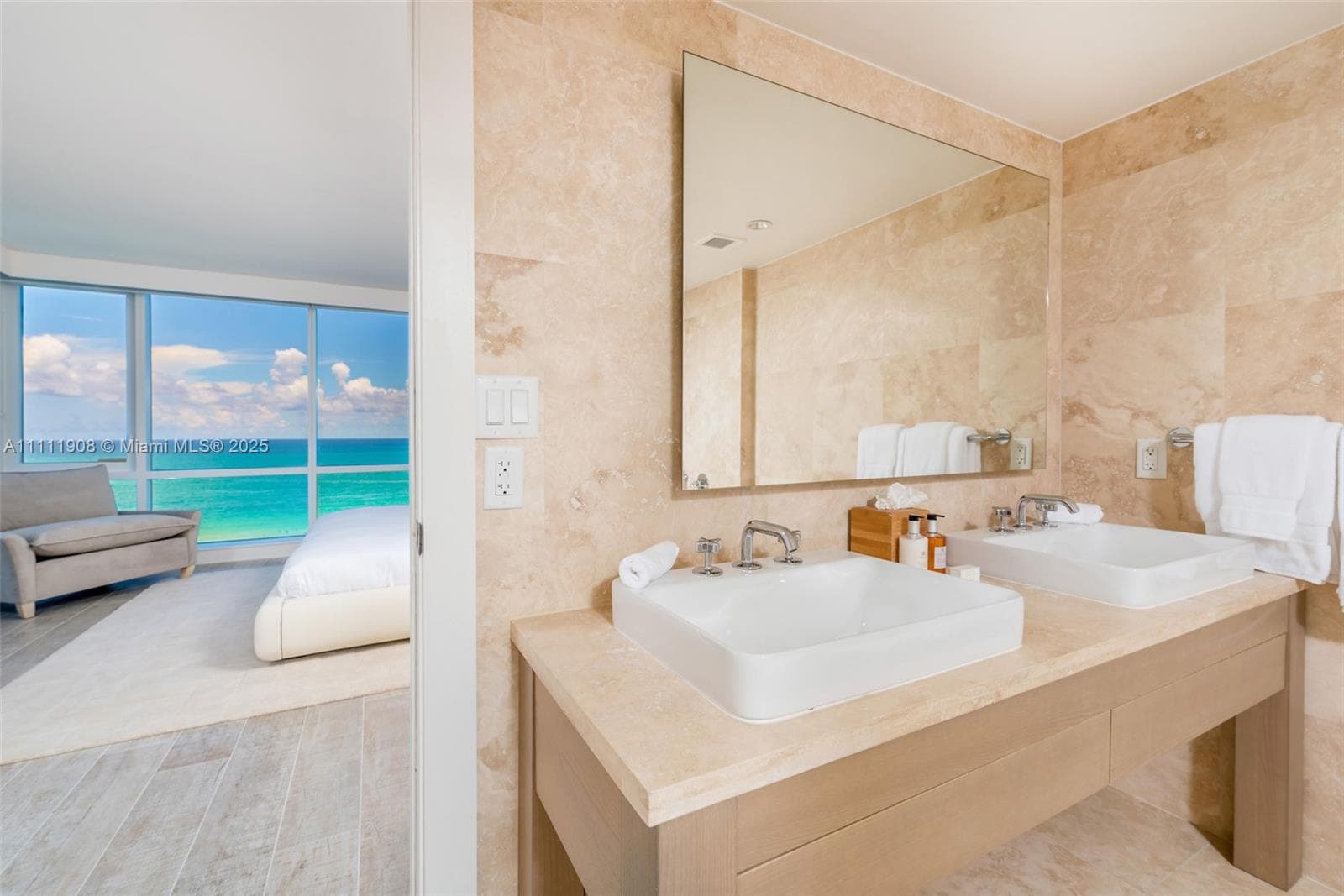 102 24th St # 1019, Miami Beach FL 33139 — 9