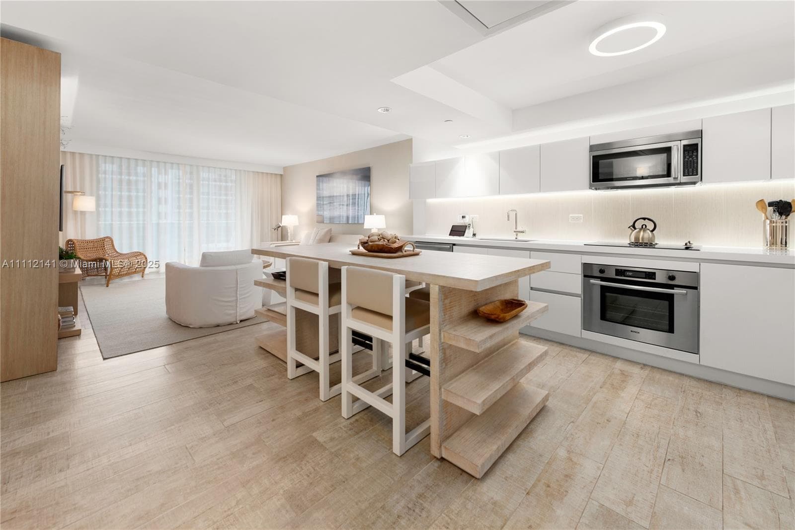 102 24th St # 1208, Miami Beach FL 33139 — 3