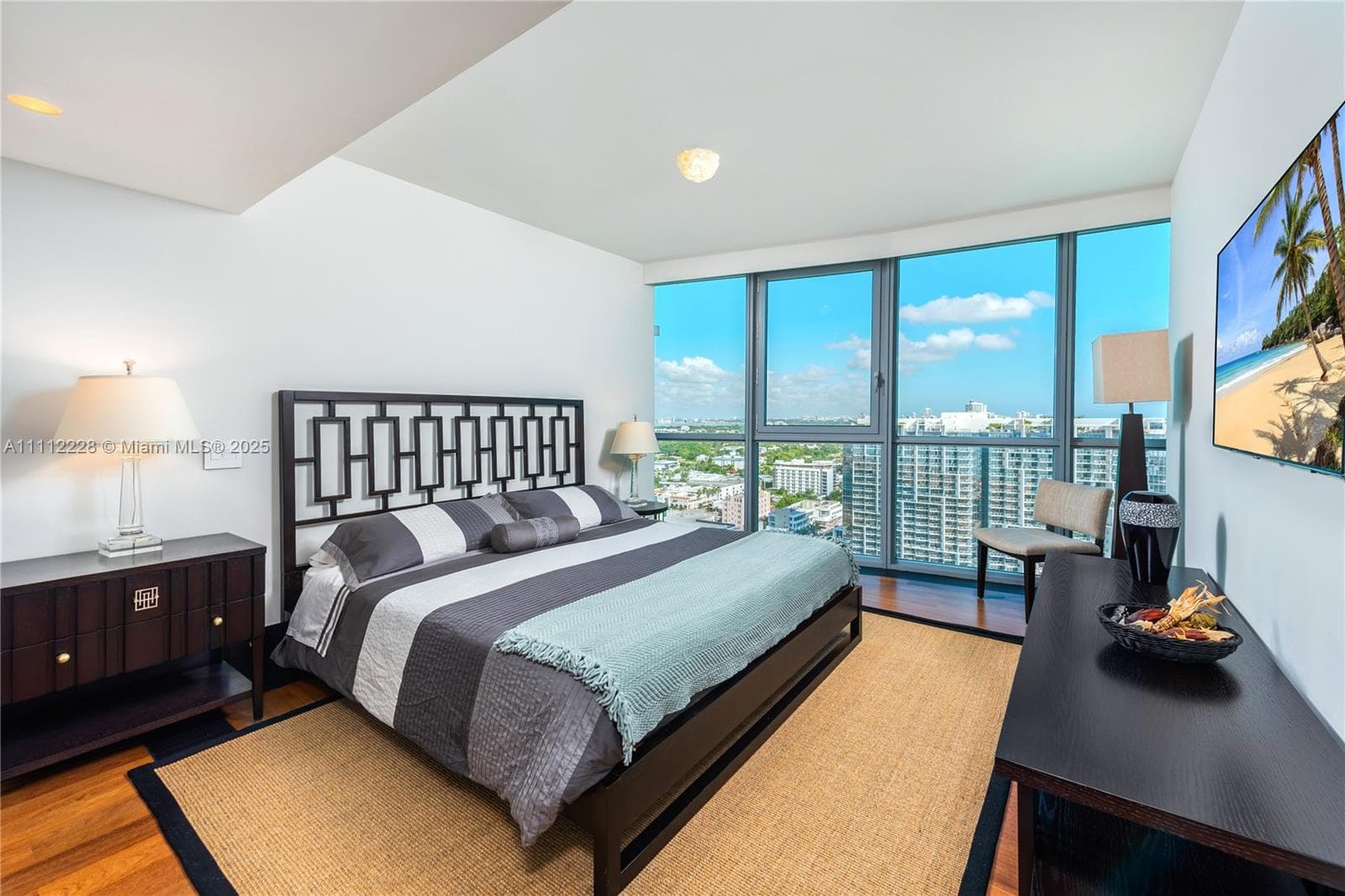 101 20th St # 2707, Miami Beach FL 33139 — 16