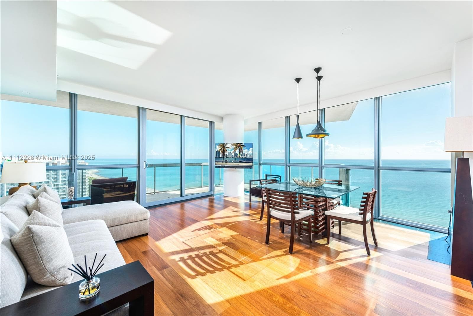 101 20th St # 2707, Miami Beach FL 33139 — 1