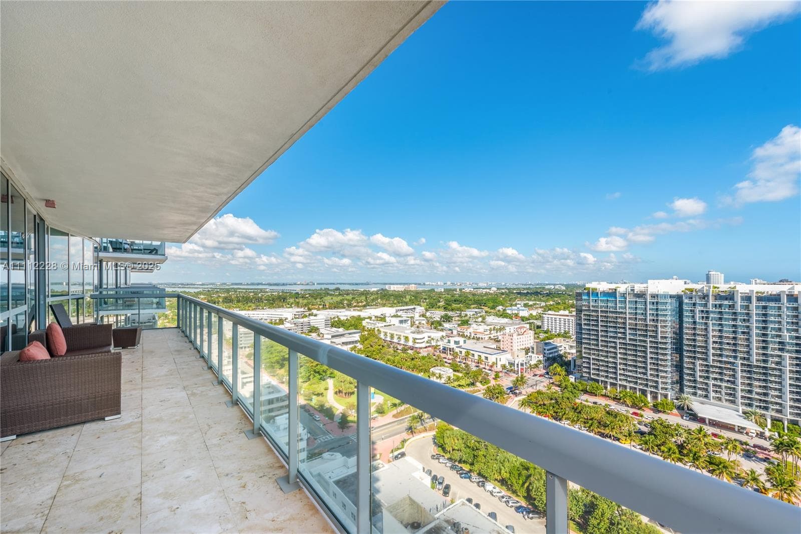 101 20th St # 2707, Miami Beach FL 33139 — 24