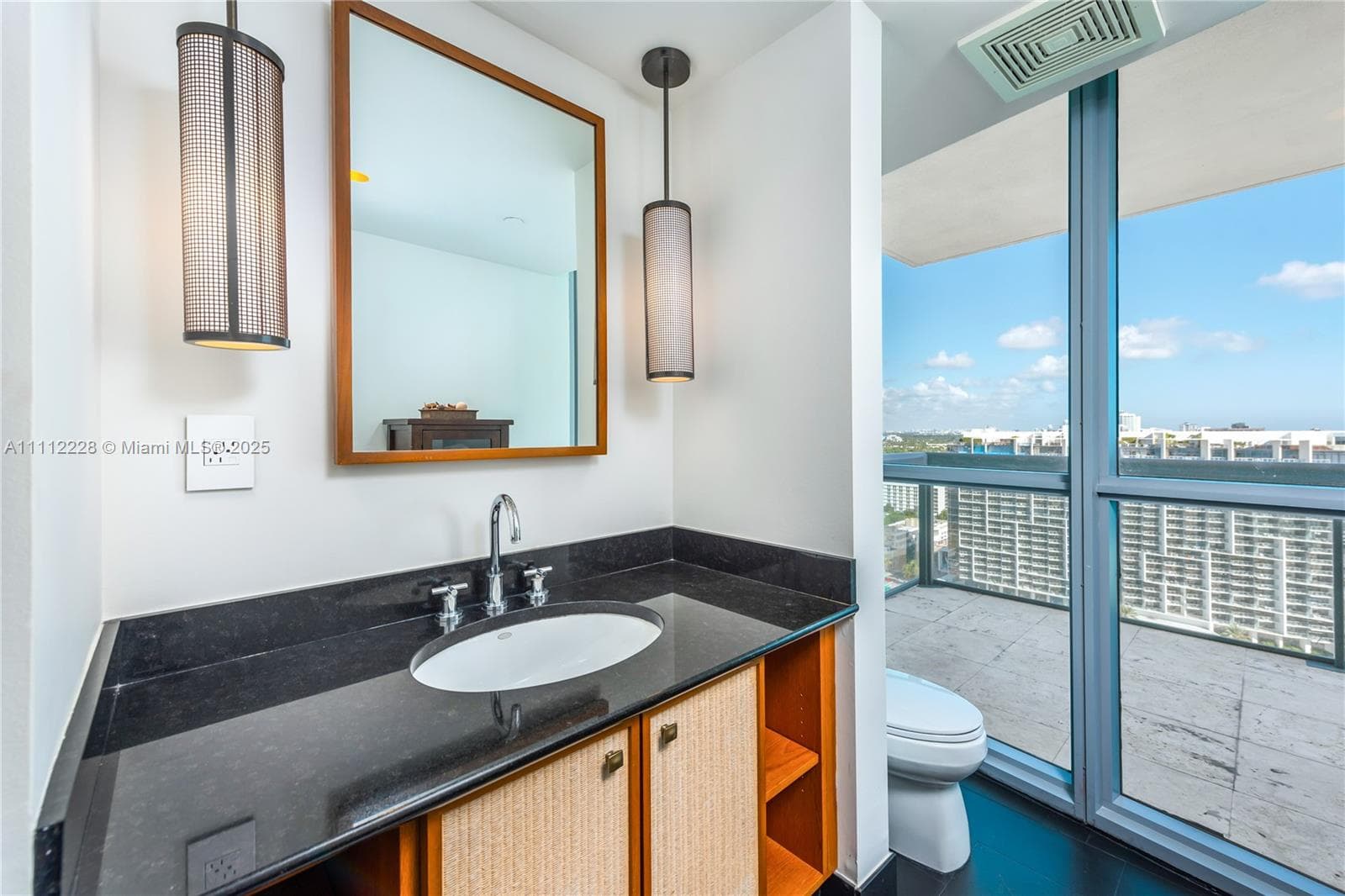 101 20th St # 2707, Miami Beach FL 33139 — 11