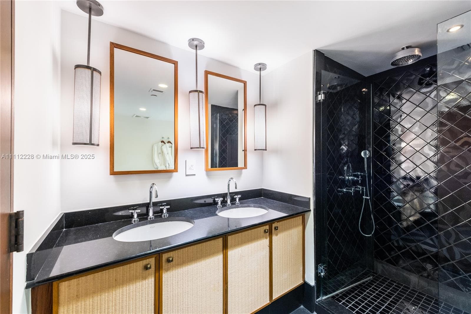 101 20th St # 2707, Miami Beach FL 33139 — 21