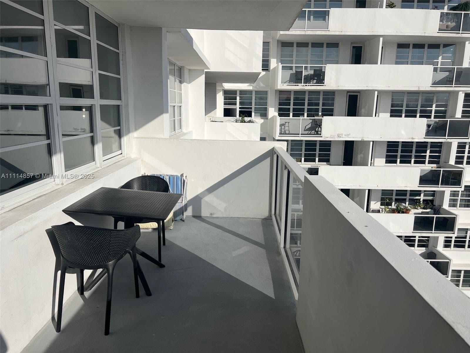 100 Lincoln Rd # 1207, Miami Beach FL 33139 — 3