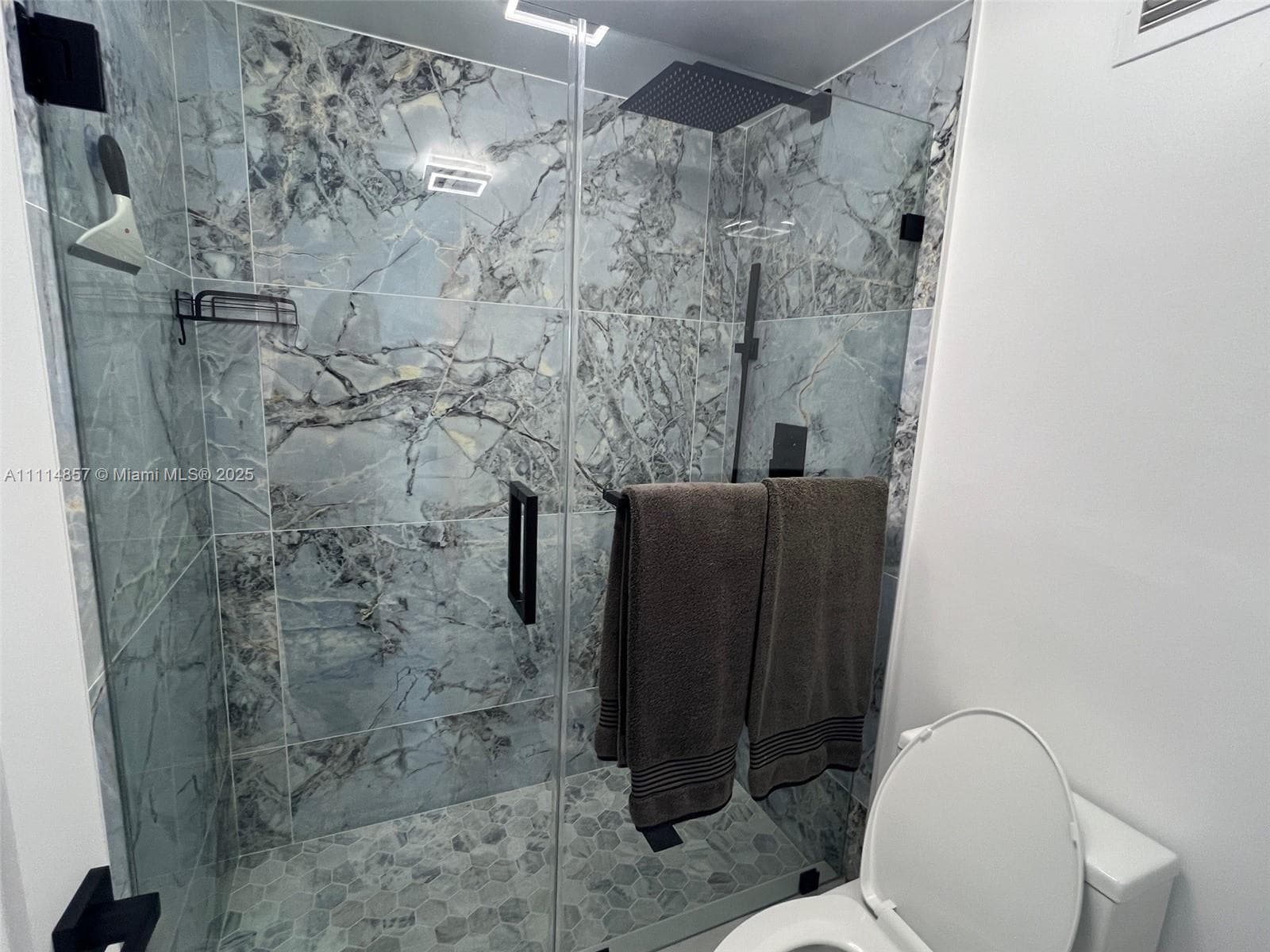 100 Lincoln Rd # 1207, Miami Beach FL 33139 — 11