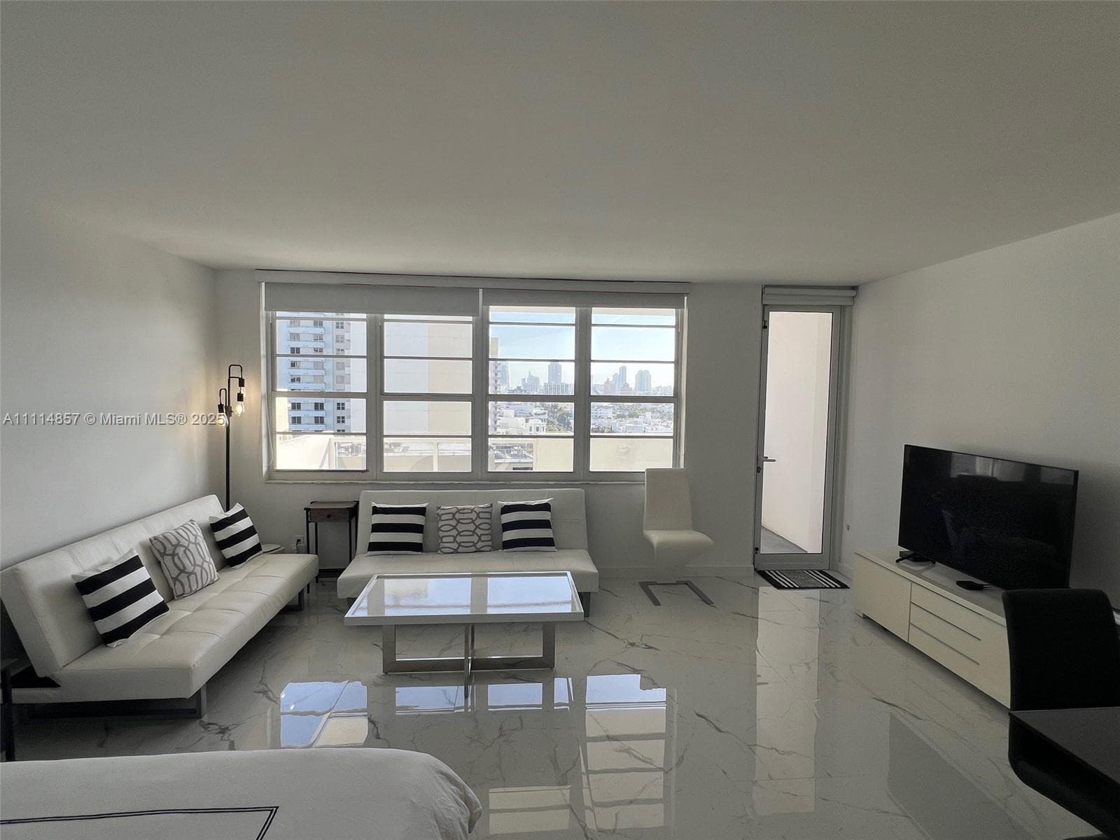 100 Lincoln Rd # 1207, Miami Beach FL 33139 — 4