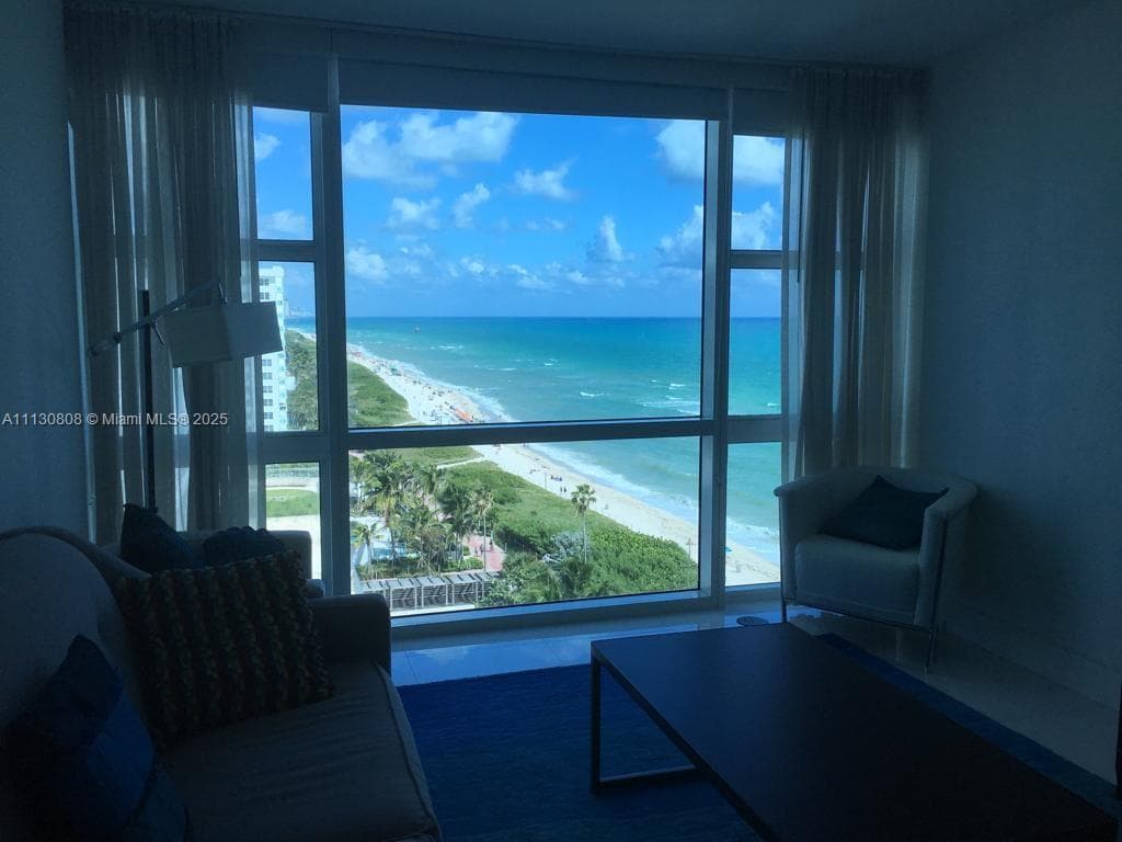 6801 Collins Ave # C1115, Miami Beach FL 33141 — 18