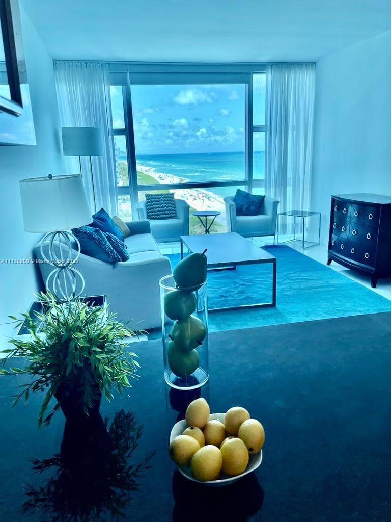 6801 Collins Ave # C1115, Miami Beach FL 33141 — 48