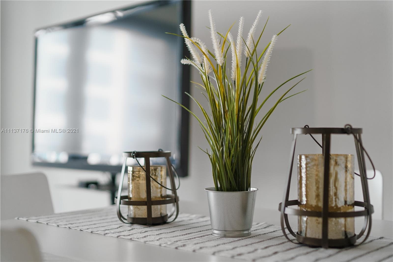 Midblock Miami Condo, Miami, FL — 23