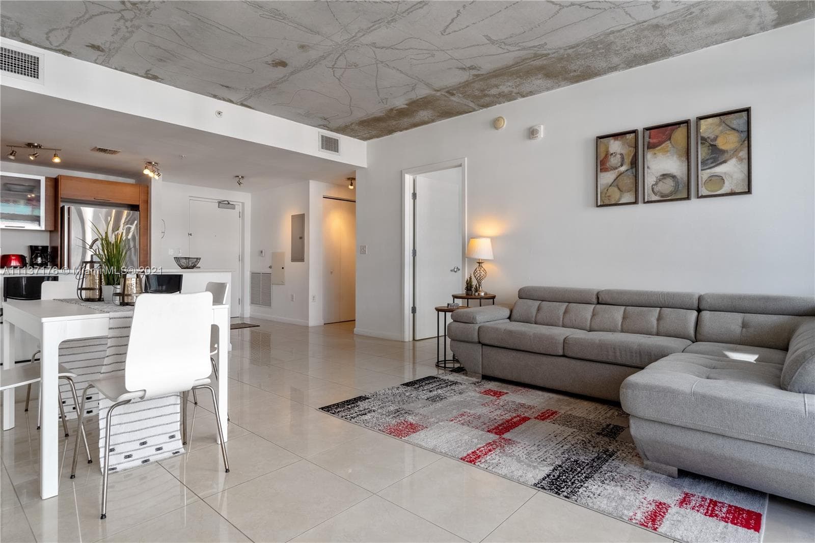 Midblock Miami Condo, Miami, FL — 7