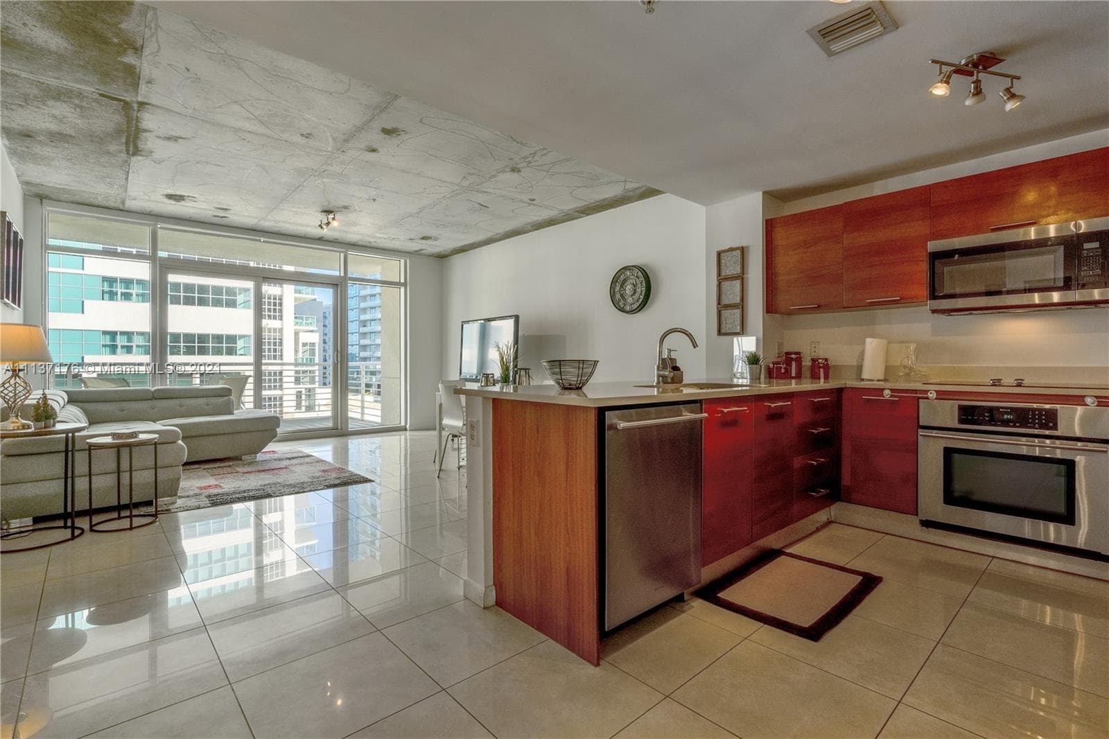 Midblock Miami Condo, Miami, FL — 3