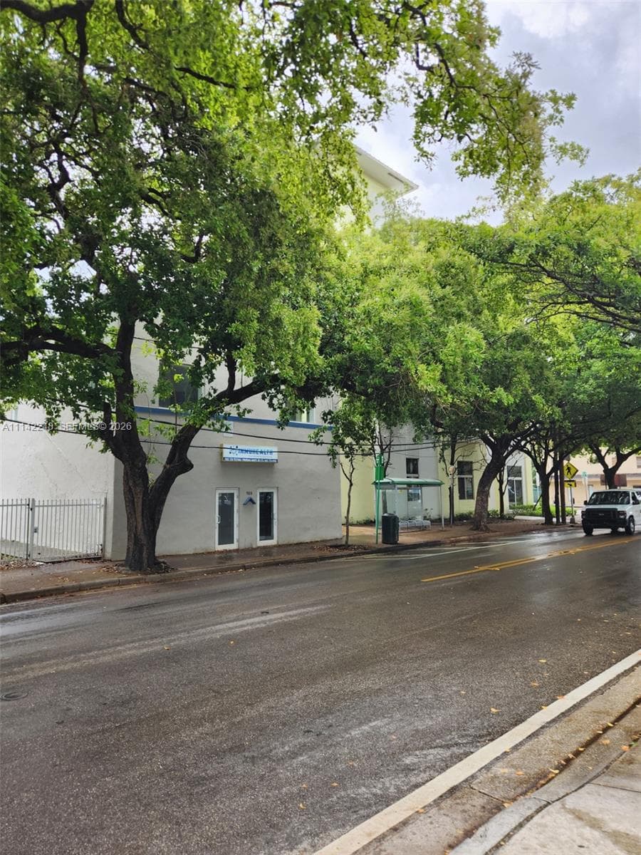 1525 NW 3rd Ave, Miami FL 33136 — 3
