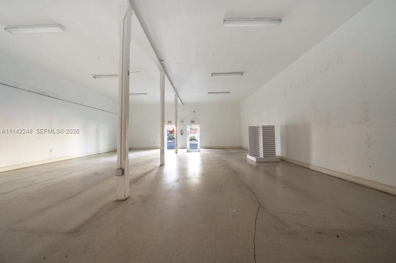 1525 NW 3rd Ave, Miami FL 33136 — 18
