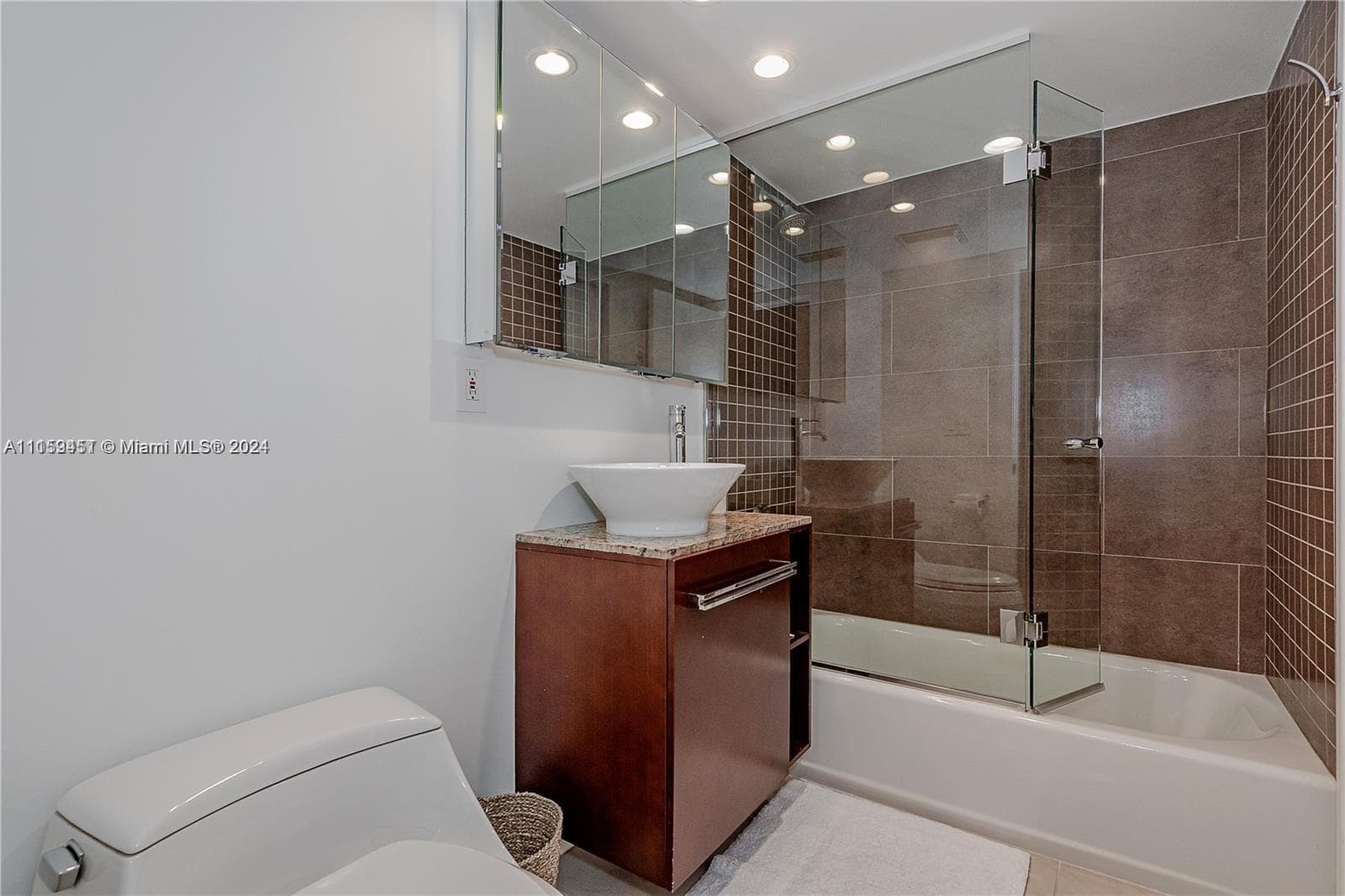 2301 Collins Ave # 938, Miami Beach FL 33139 — 13