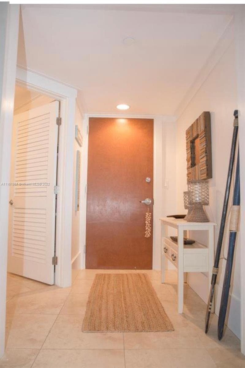 6365 Collins Ave # 2409, Miami Beach FL 33141 — 11