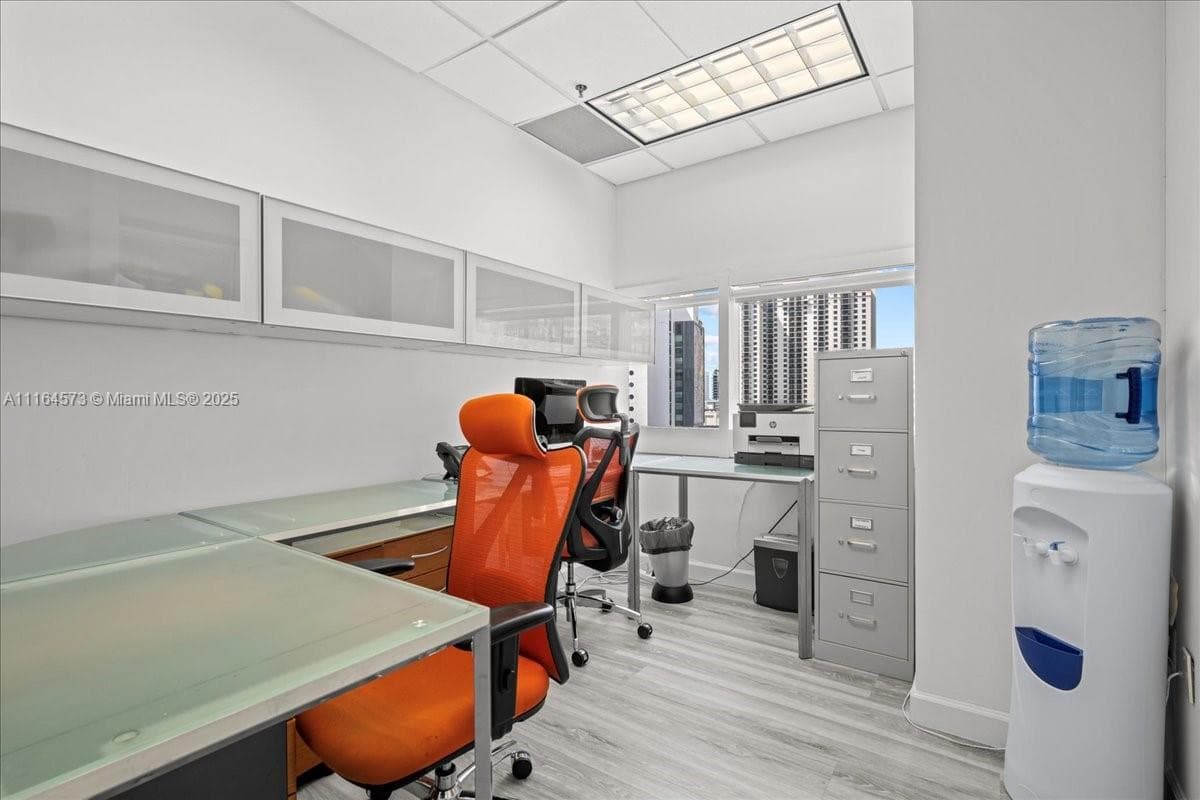 848 Brickell Ave, Miami FL 33131 — 7