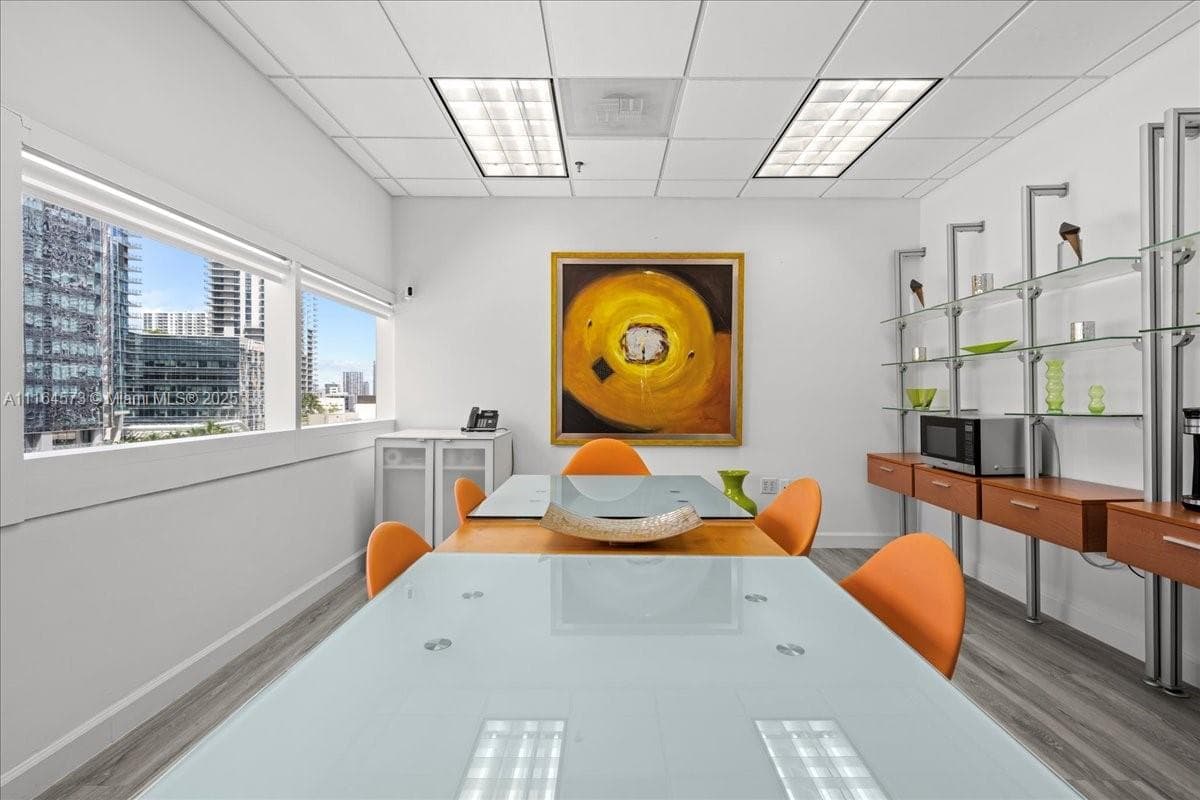 848 Brickell Ave, Miami FL 33131 — 4