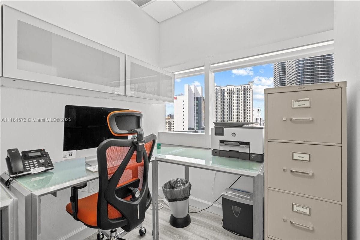 848 Brickell Ave, Miami FL 33131 — 8