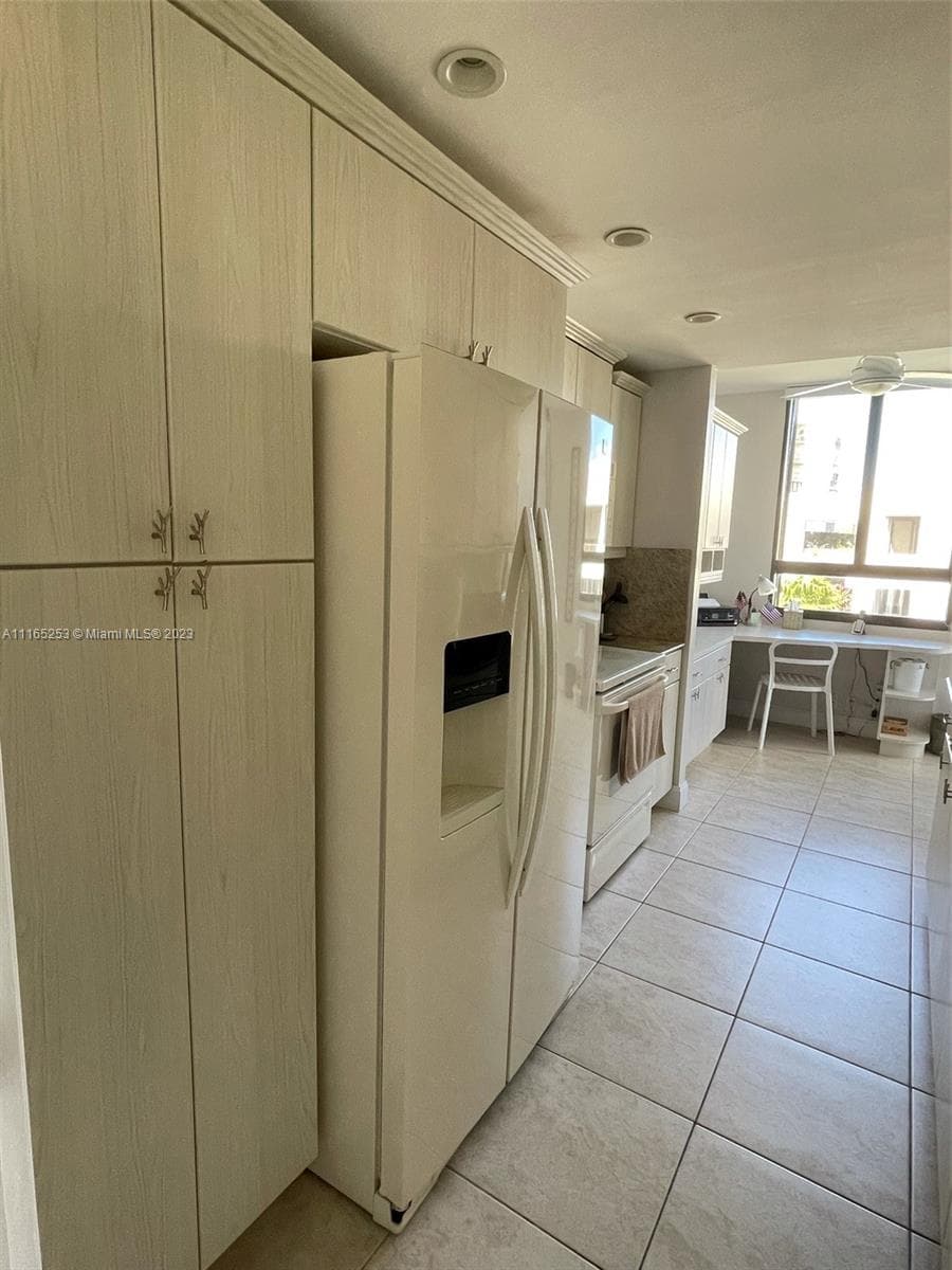 101 Crandon Blvd # 473, Key Biscayne FL 33149 — 2
