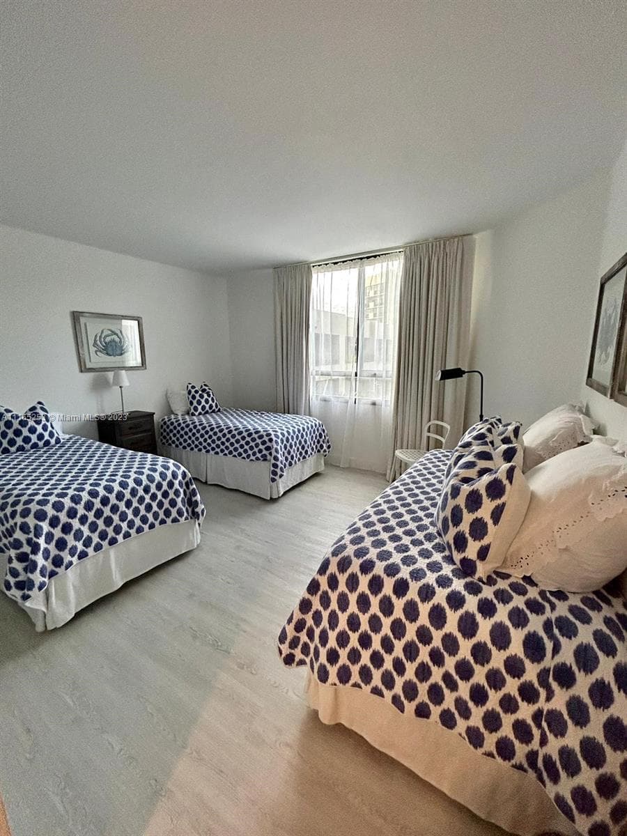 101 Crandon Blvd # 473, Key Biscayne FL 33149 — 17