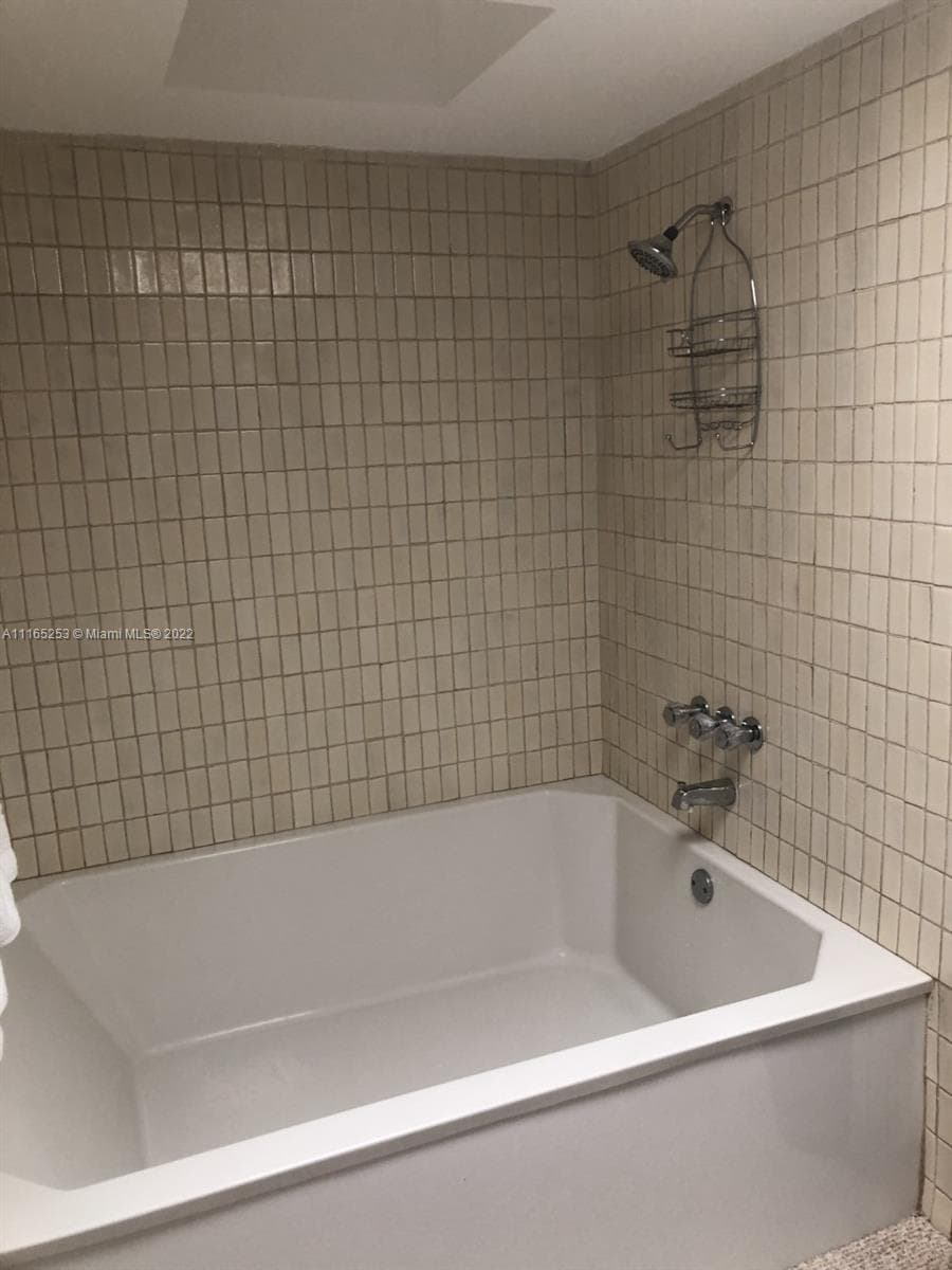 101 Crandon Blvd # 473, Key Biscayne FL 33149 — 22