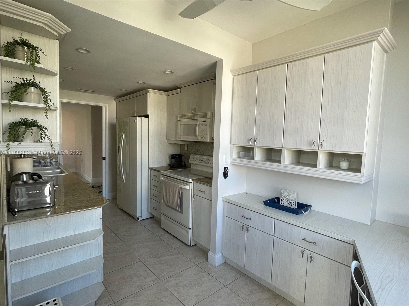 101 Crandon Blvd # 473, Key Biscayne FL 33149 — 3