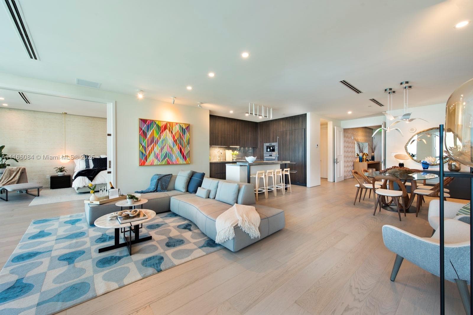 100 S Pointe Dr # 908, Miami Beach FL 33139 — 19