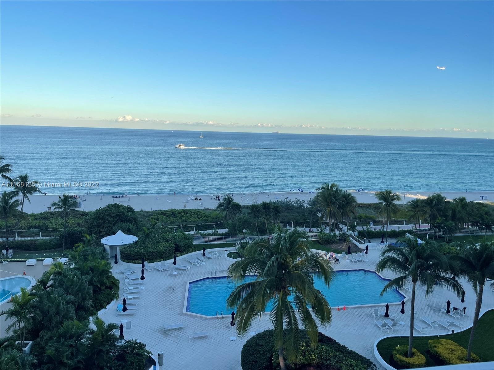 5161 Collins Ave # 914, Miami Beach FL 33140 — 2