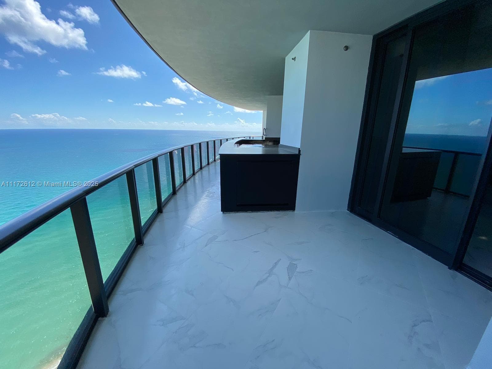 18555 Collins Ave # 2905, Sunny Isles Beach FL 33160 — 2