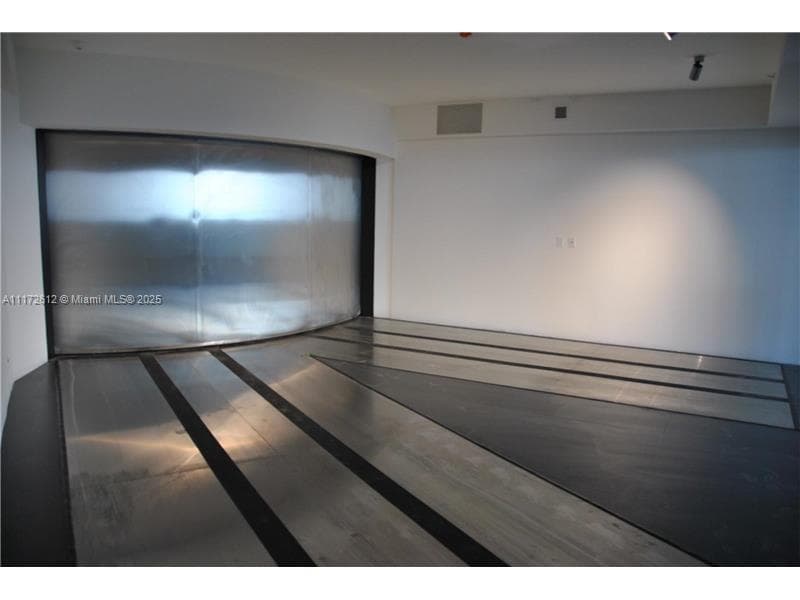 18555 Collins Ave # 2905, Sunny Isles Beach FL 33160 — 40