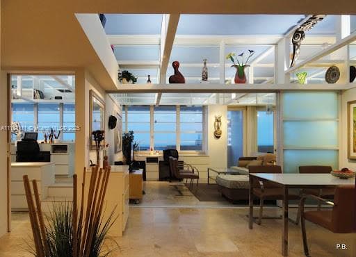 100 Lincoln Rd # 1642, Miami Beach FL 33139 — 8