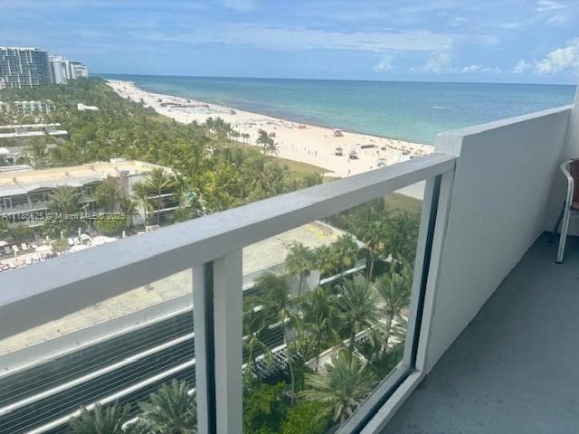 100 Lincoln Rd # 1243, Miami Beach FL 33139 — 13