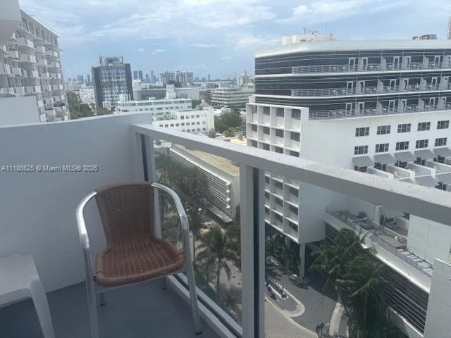 100 Lincoln Rd # 1243, Miami Beach FL 33139 — 12