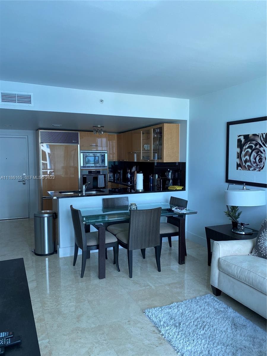 6801 Collins Ave, Miami Beach FL 33141 — 7