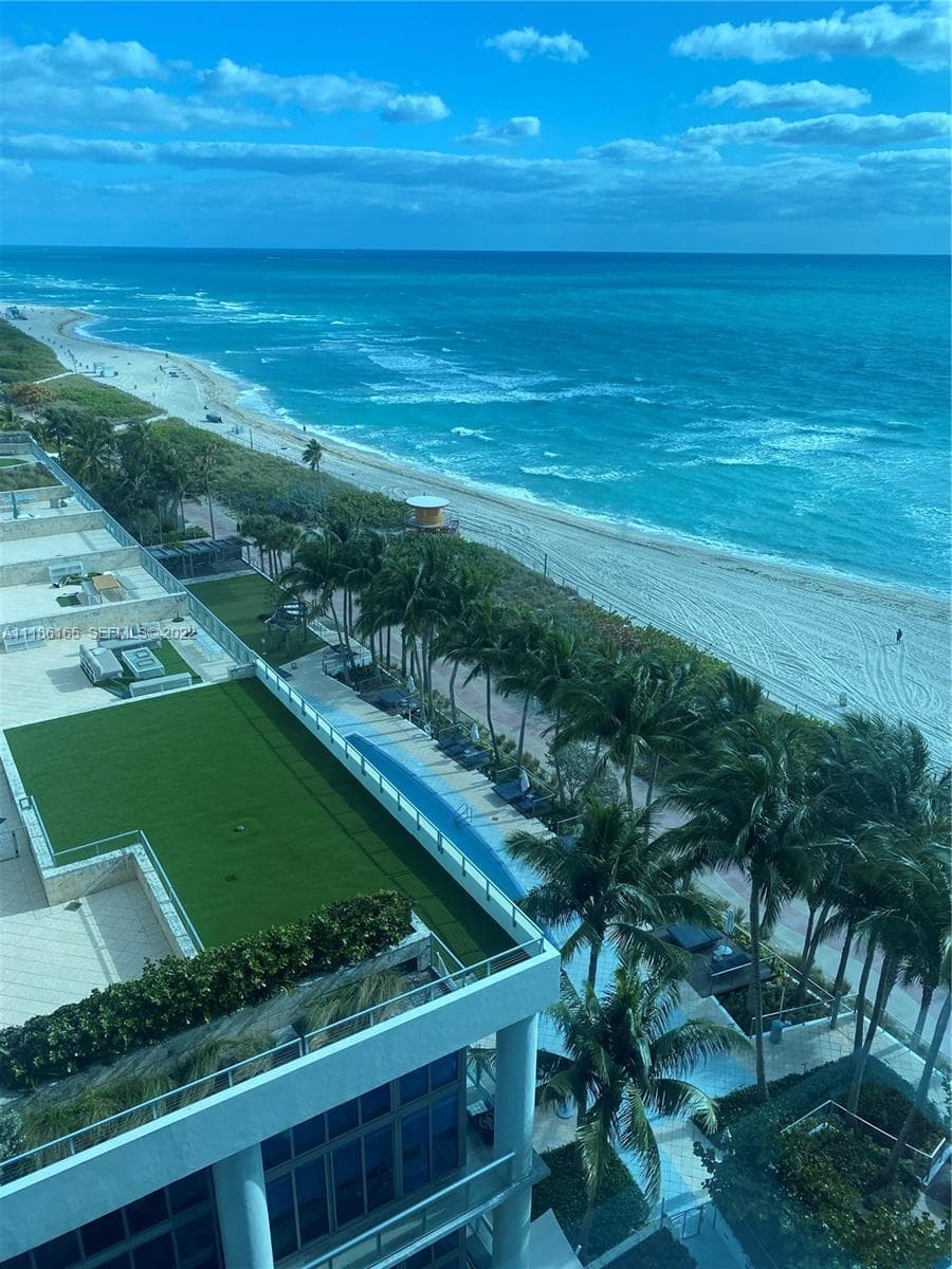 6801 Collins Ave, Miami Beach FL 33141 — 1