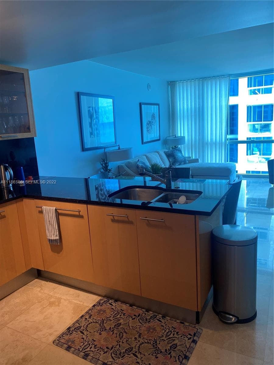 6801 Collins Ave, Miami Beach FL 33141 — 4
