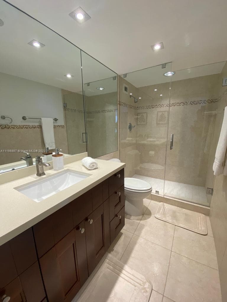 5151 Collins Ave # 531, Miami Beach FL 33140 — 13