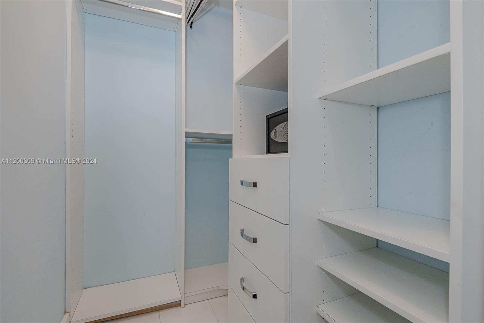 2301 Collins Ave # 1506, Miami Beach FL 33139 — 17