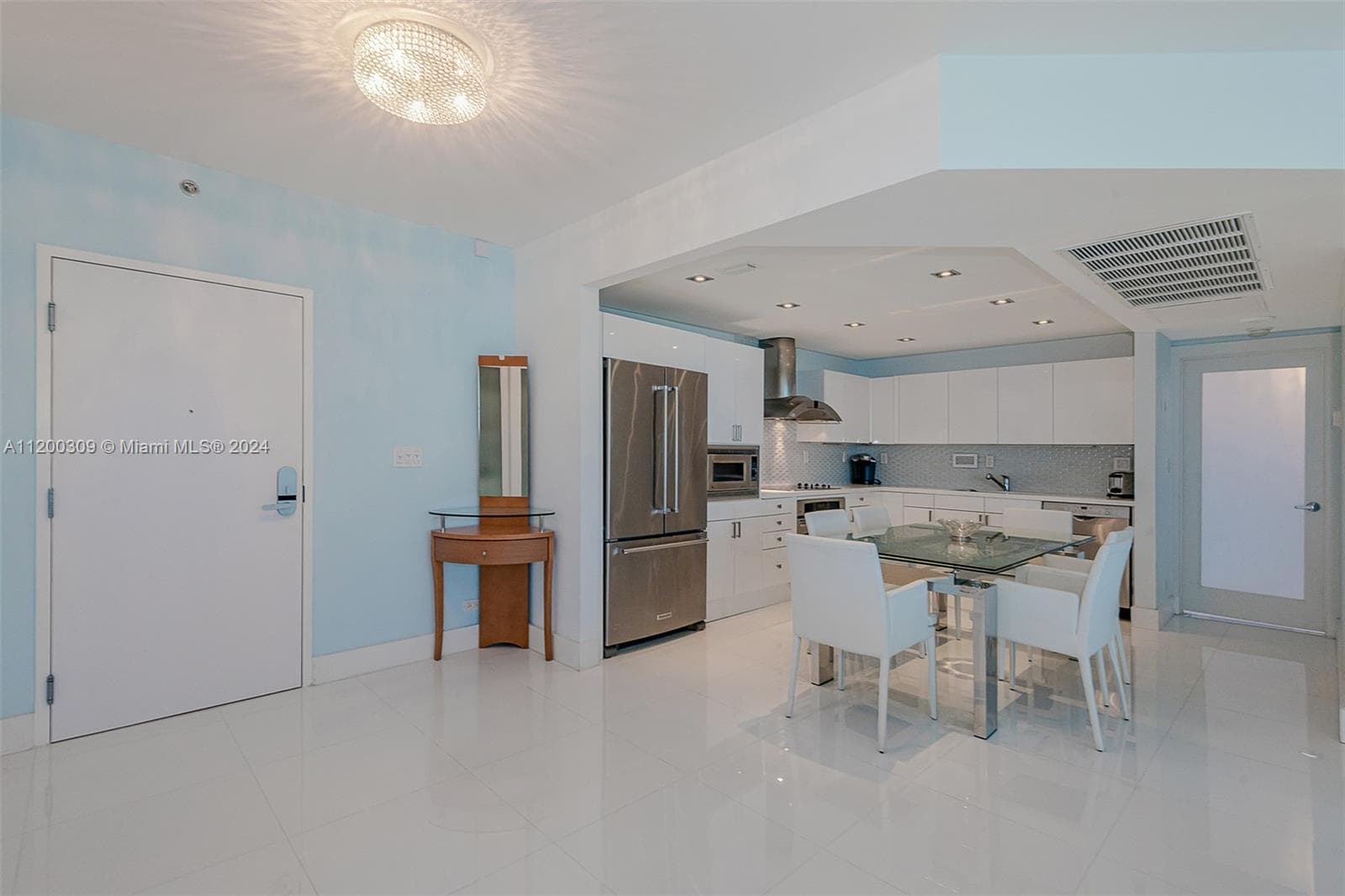 2301 Collins Ave # 1506, Miami Beach FL 33139 — 20
