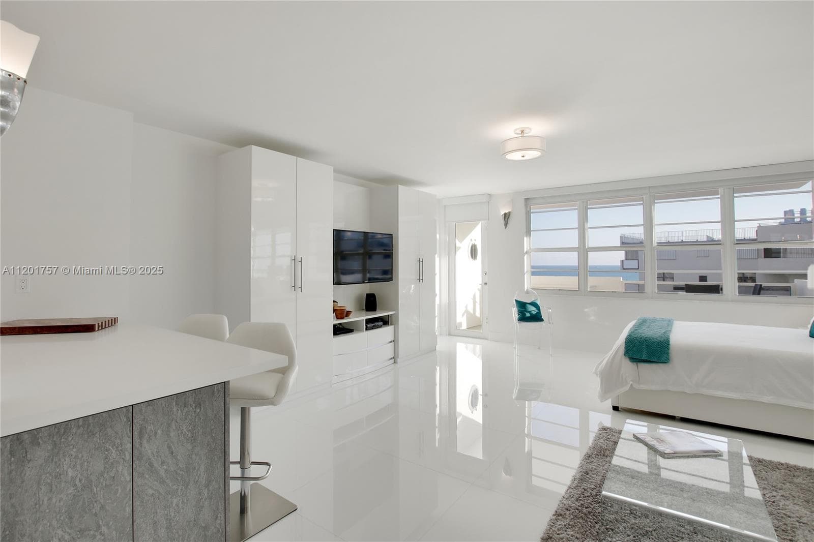 100 Lincoln Rd # 940, Miami Beach FL 33139 — 20