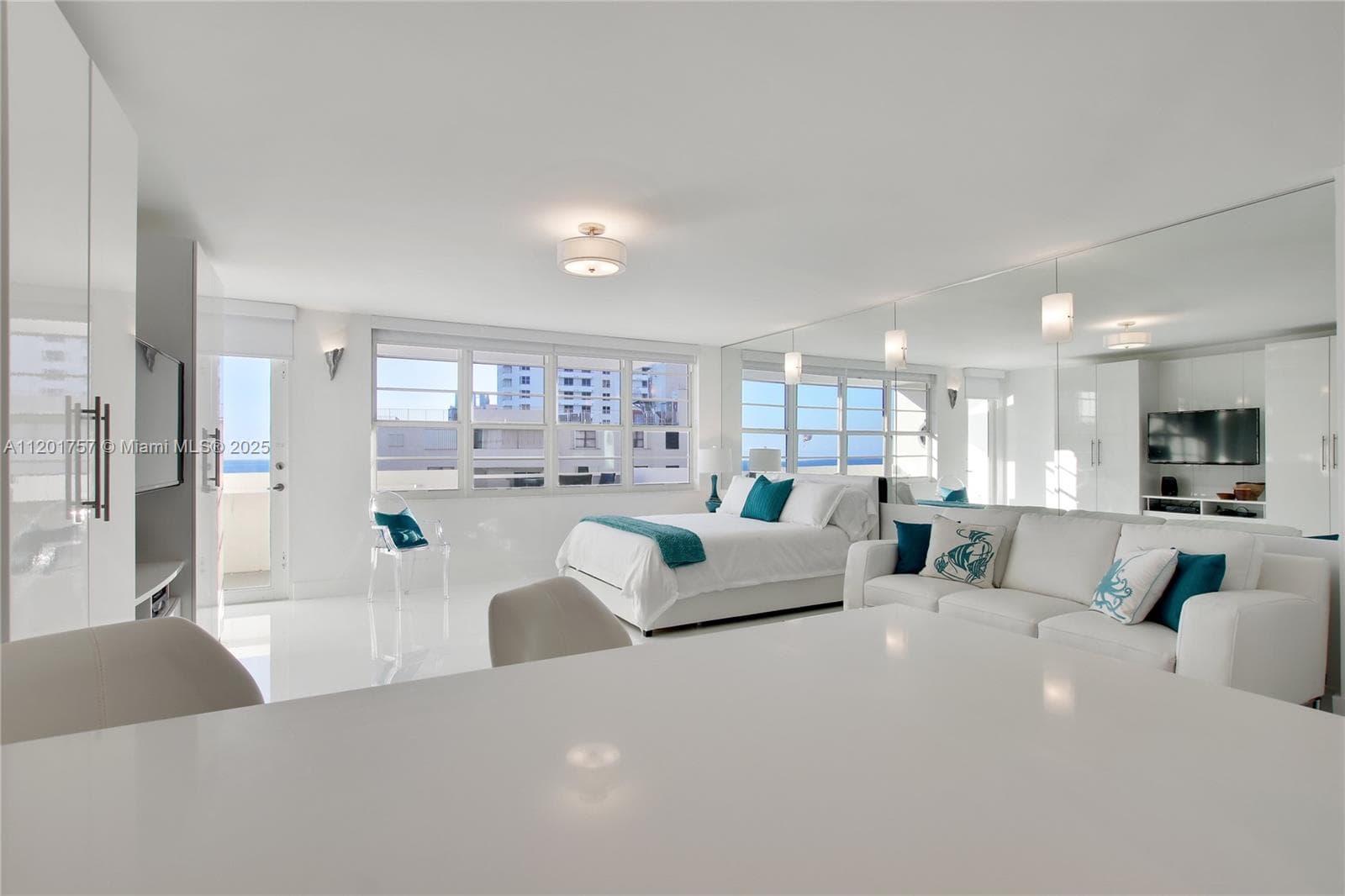 100 Lincoln Rd # 940, Miami Beach FL 33139 — 9