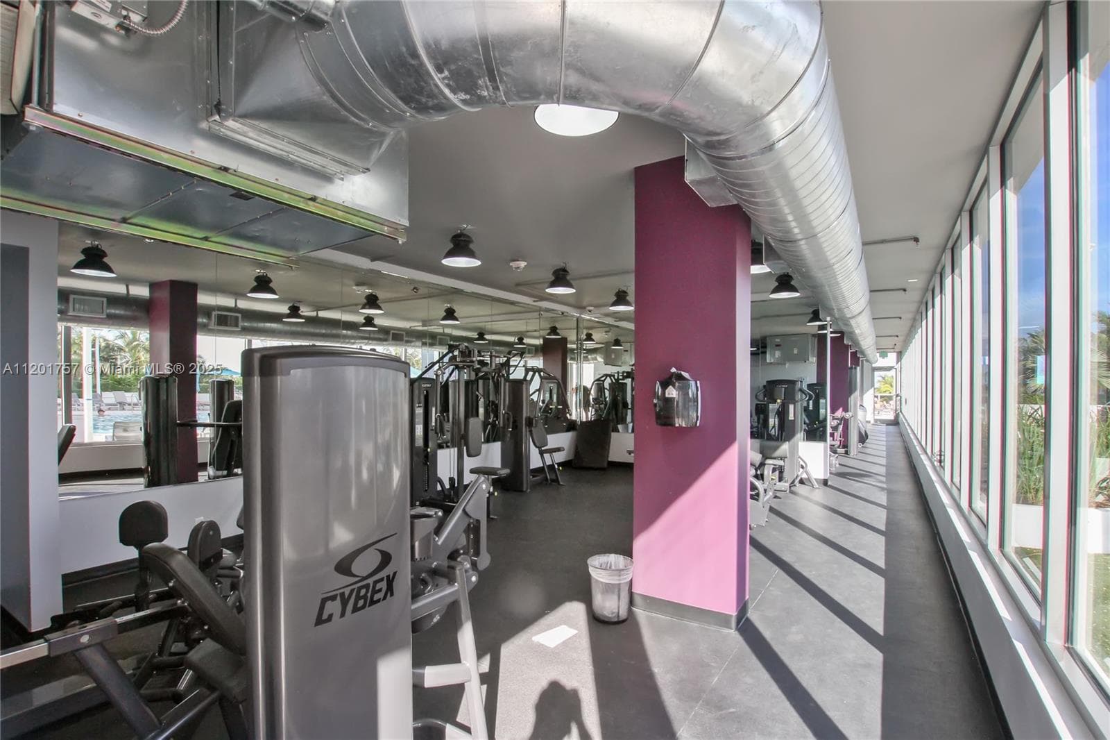 100 Lincoln Rd # 940, Miami Beach FL 33139 — 21