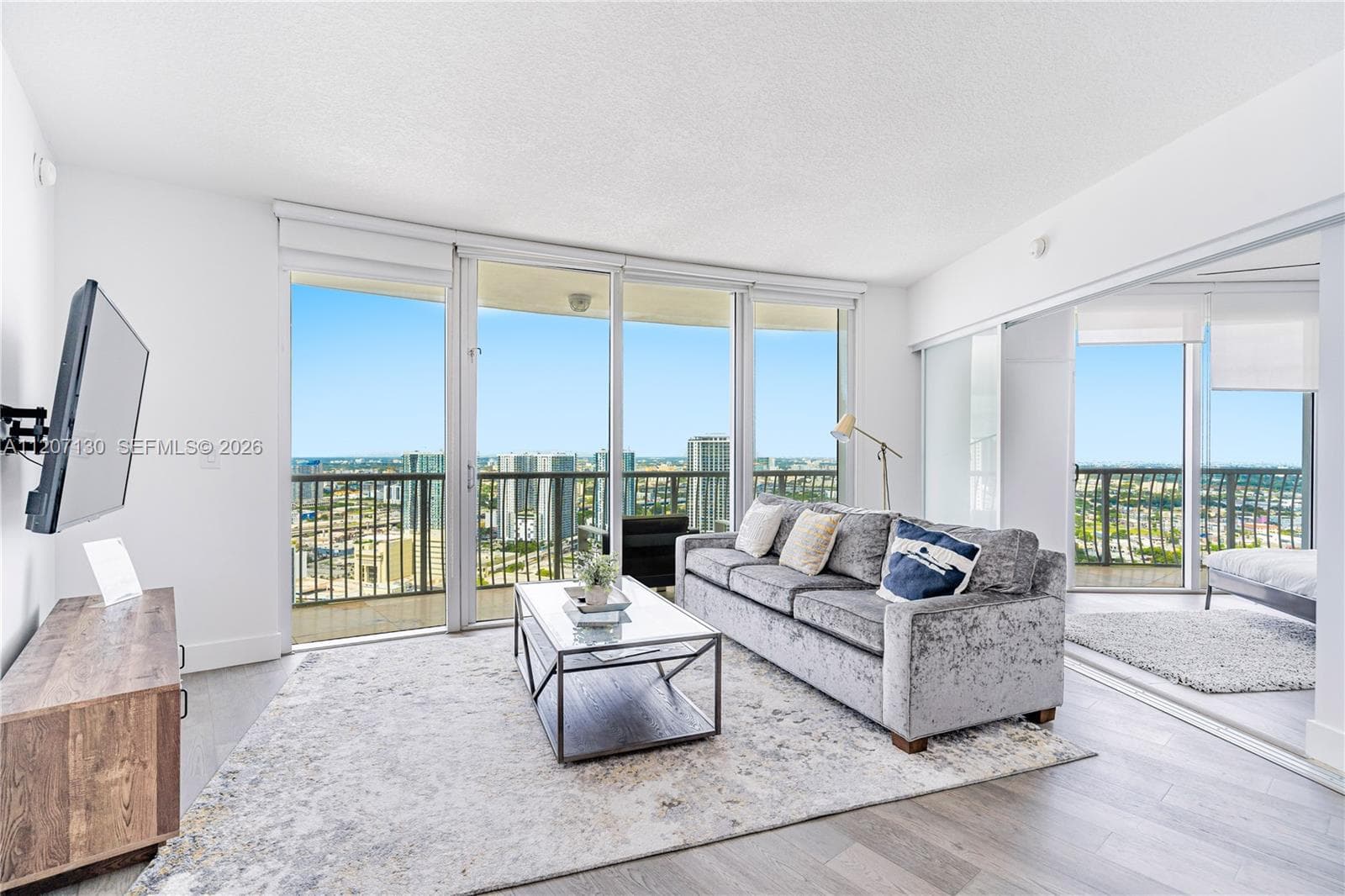 1750 N Bayshore Dr # 3914, Miami FL 33132 — 6