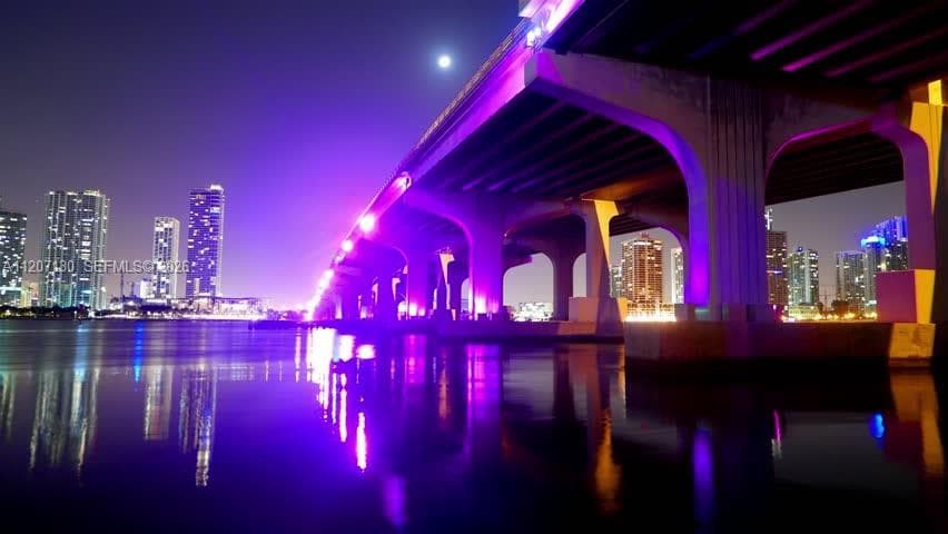 1750 N Bayshore Dr # 3914, Miami FL 33132 — 56