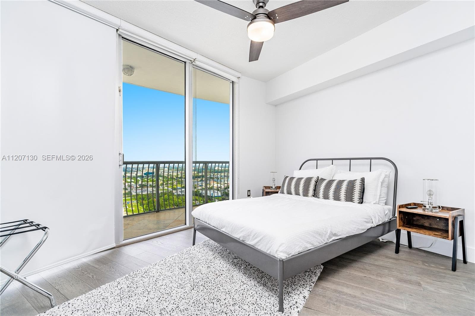 1750 N Bayshore Dr # 3914, Miami FL 33132 — 13