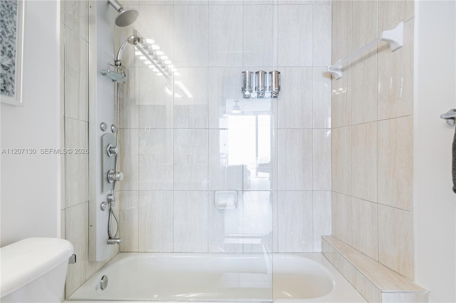 1750 N Bayshore Dr # 3914, Miami FL 33132 — 26
