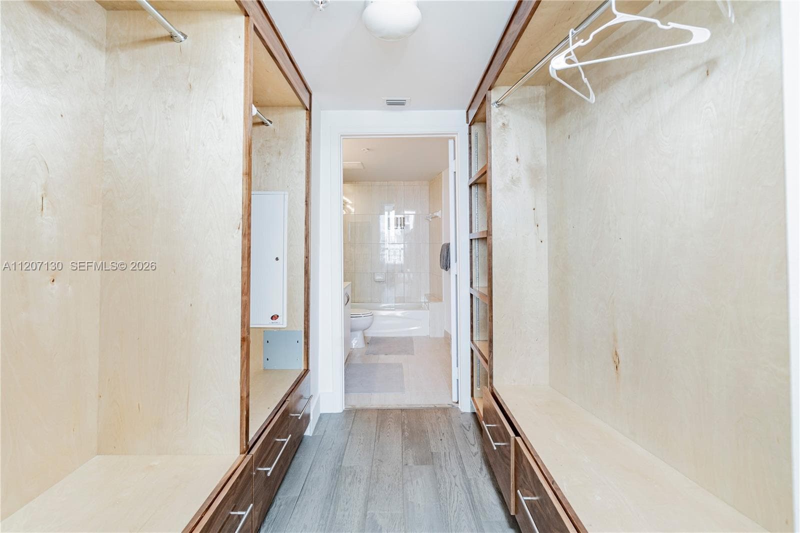 1750 N Bayshore Dr # 3914, Miami FL 33132 — 20