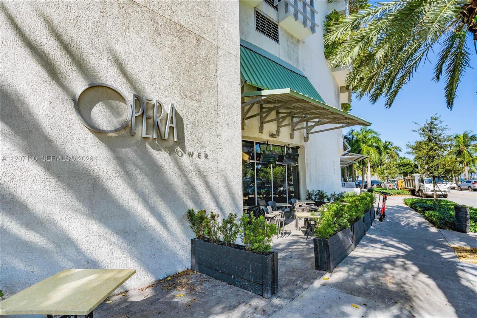 1750 N Bayshore Dr # 3914, Miami FL 33132 — 40