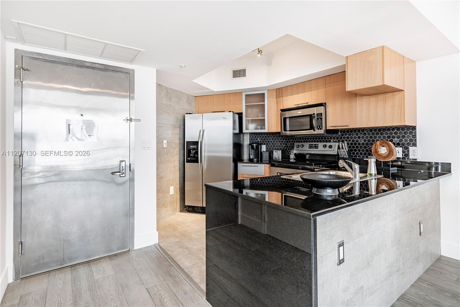 1750 N Bayshore Dr # 3914, Miami FL 33132 — 4